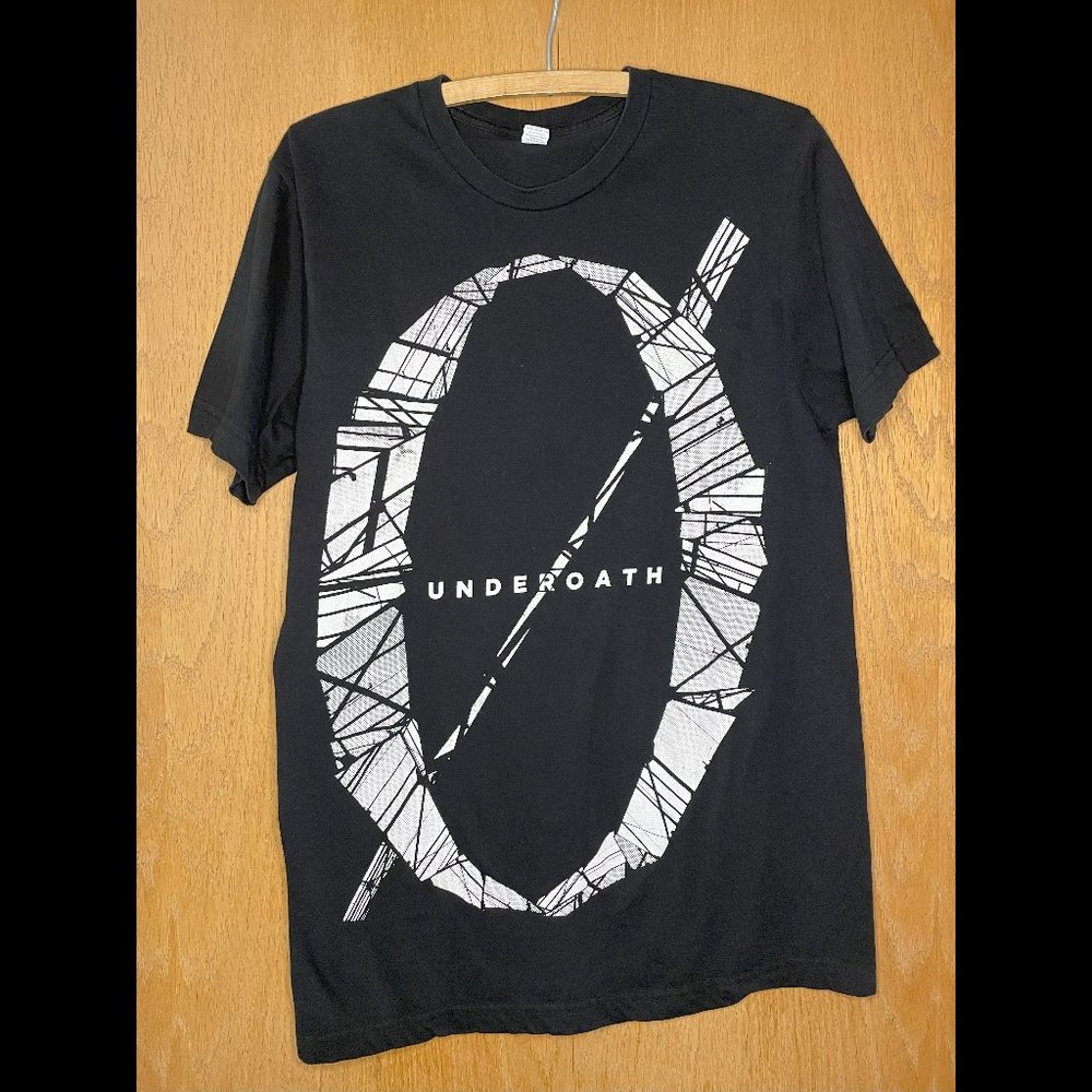Underoath Band Tee Size M